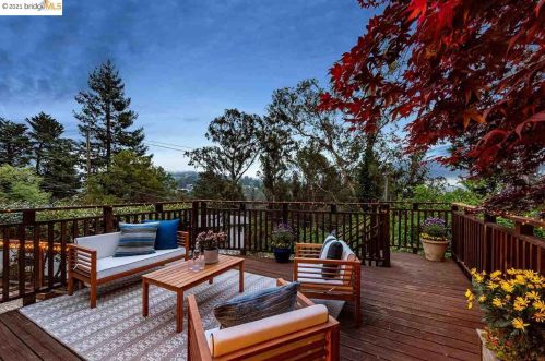 6730 Heartwood Dr, Oakland CA  94611-2337 exterior