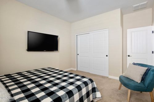 28305 44th Way, Cave Creek AZ  85331-3641 exterior