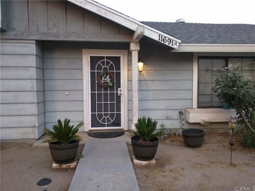 11691 Low Chaparral Dr, Victorville, CA 92392-8666
