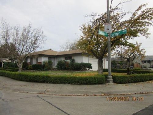 702 Donner Way, Woodland, CA 95695-5617