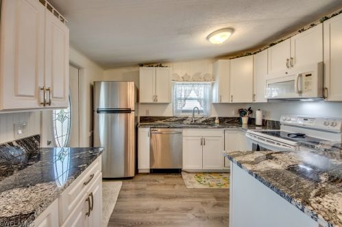 7196 Drum Dr, Saint James City FL  33956-2726 exterior