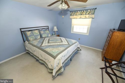 17 Briarwood Rd, Shrewsbury PA  17361-1801 exterior