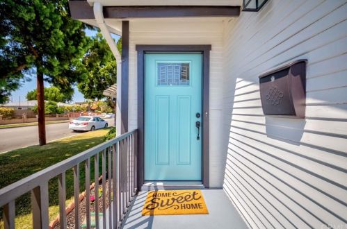 10307 Park St, Bellflower CA  90706-6028 exterior