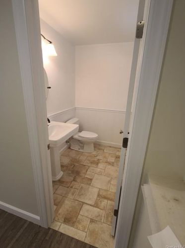 595 Mountain Rd, Port Jervis NY  12771-3165 exterior