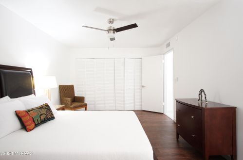 7204 Camino Vecino, Tucson AZ 85715-3418 exterior