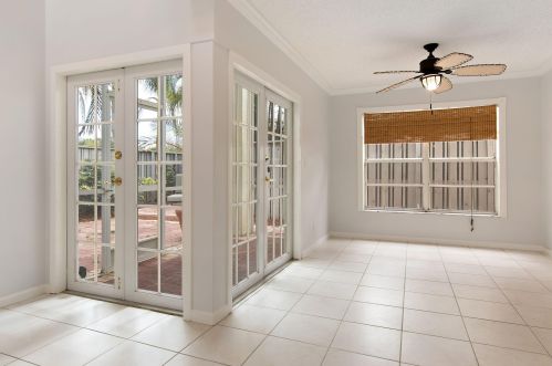 22 Governors Ct, West Palm Beach FL  33418-7159 exterior