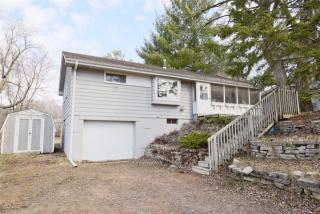 1000 Carver Beach Rd, Chanhassen, MN 55317-9529