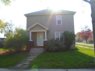 415 Division St, Waupaca, WI 54981-1836