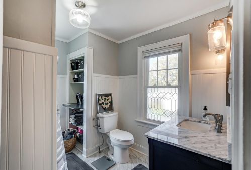 179 High St, London OH  43140-1315 exterior