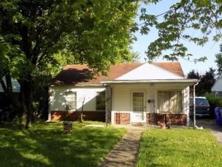 963 Carneal Rd, Lexington, KY 40505-3305