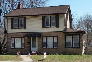 61 Wayne Ave, Airmont, NY 10901-4617