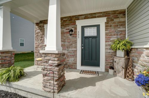 335 Jacob Ln, London, OH 43140-9366