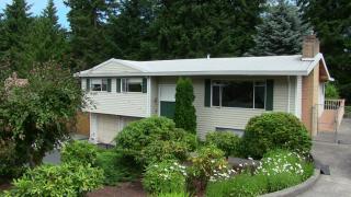 24129 95 Pl, Edmonds WA  98020-6506 exterior