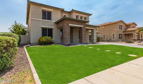 18257 Mauna Loa Ln, Sun City, AZ 85388-7637