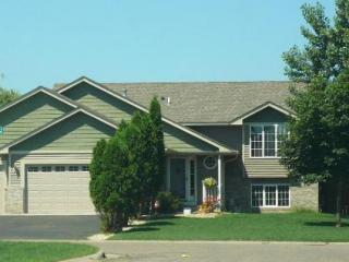 14122 Finale Ave, Lino Lakes, MN 55038-9506