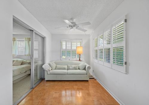 809 Meadowlark Ln, Delray Beach FL  33445-1853 exterior