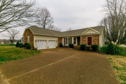 107 Devonshire Trl, Hendersonville, TN 37075-5808