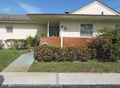 2770 Ashley Dr, West Palm Beach, FL 33415-8276