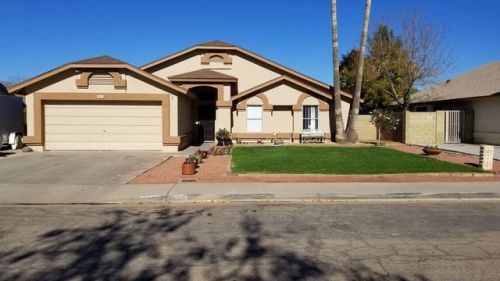 7718 Luke Ave, Glendale, AZ 85303-5122