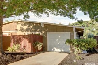 6237 Bobbiwood Way, Sacramento, CA 95828-1245