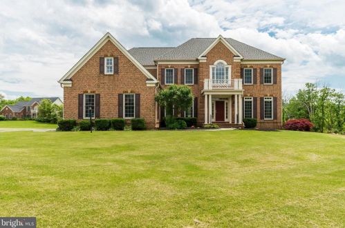 35537 Glencoe Ct, Round Hill, VA 20141-2385