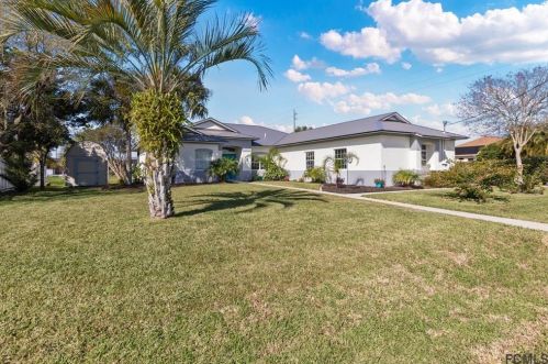2 Clearview Ct, Palm Coast, FL 32137-8345