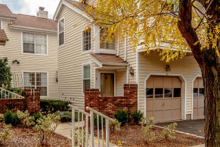 9 Quail Brook Ct, Bedminster, NJ 07921-2036