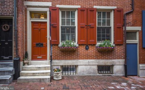 311 American St, Philadelphia, PA 19106-0012