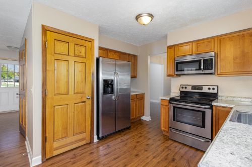 3915 Arrow Ct, Florence KY  41042-3003 exterior