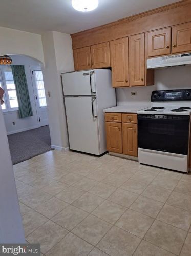 121 Martin Ave, Ephrata PA  17522-1724 exterior