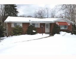 200 Centerdale Rd, Moon Twp, PA 15108-2604