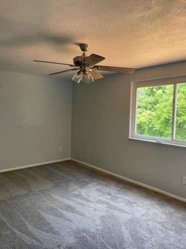 130 Bluffside Dr, Covington KY 41017-9719 exterior