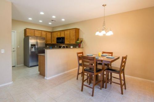 6601 Giuliani Ave, Tucson, AZ 85757-6841