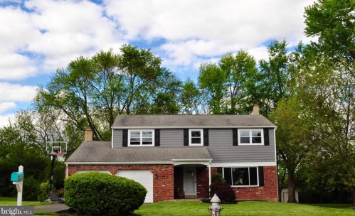 1251 Birch St, Blue Bell, PA 19422-3313