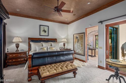 5909 Solcito Ln, Scottsdale AZ 85250-5514 exterior