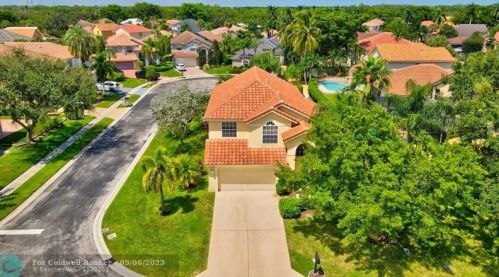 10905 La Salinas Cir, Boca Raton, FL 33428-1236