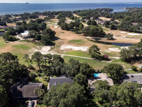 71 Lk Lorraine Cir, Shalimar FL  32579-1617 exterior