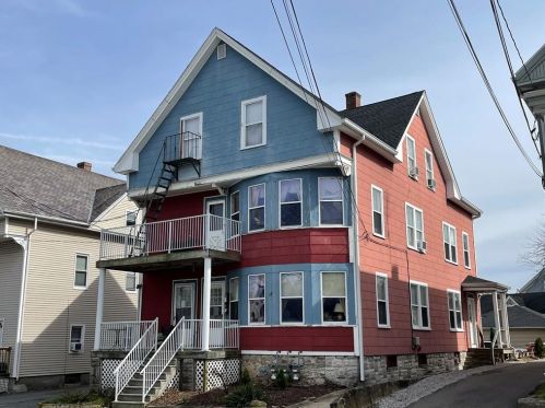 550 Winter St, Woonsocket, RI 02895-1176