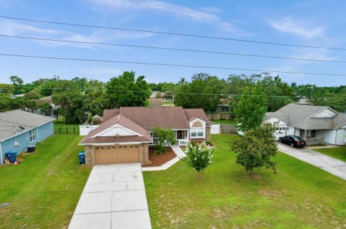 13102 Linden Dr, Brooksville, FL 34609-3643