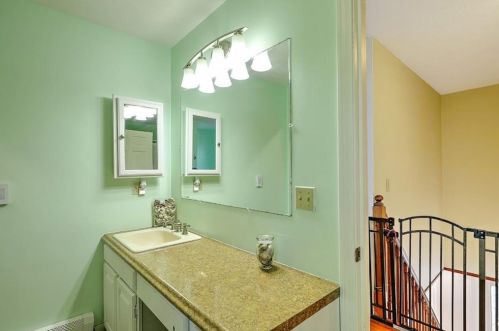 130 Pound Rd, Cumberland RI  02864-2704 exterior