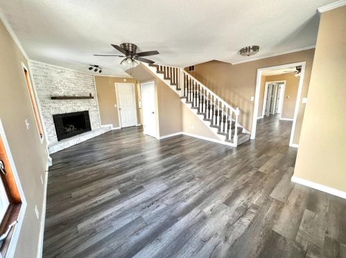 604 Roosevelt Rd, Bass Lake, IN 46534-1813