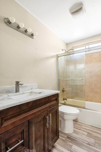 5334 Lilac St, San Bernardino CA  92407-2467 exterior