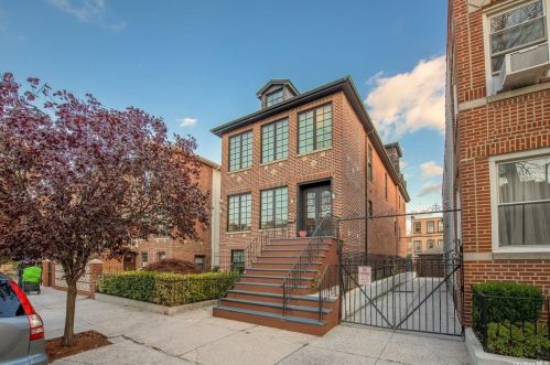 30-53 35th St, Long Island City, NY 11103-2034