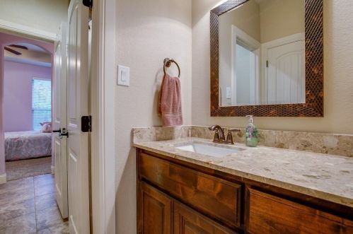 2903 Mallard Dr, Greenville TX  75402 exterior