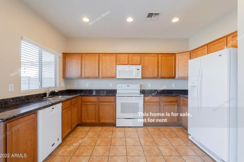 642 Payton Cir, San Tan Valley AZ  85140-5808 exterior