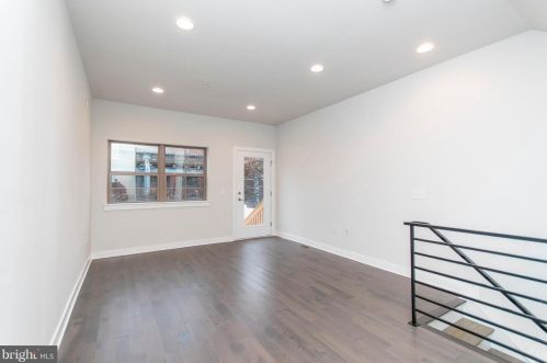 2031 Hope St, Philadelphia PA  19122-1706 exterior