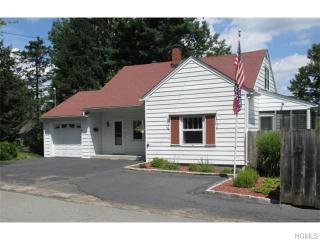9 Bertha Ave, Liberty, NY 12754-2101