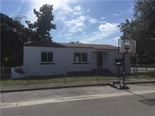 570 49th St, Miami FL  33127-2149 exterior