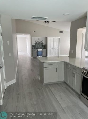 2539 Brookwood Ln, Palm City, FL 34990-4752
