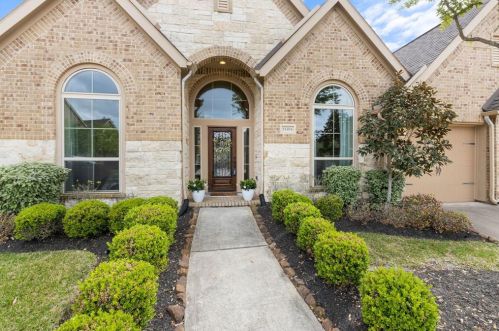 13304 Jasmine Peak Ct, Pearland, TX 77584-1926